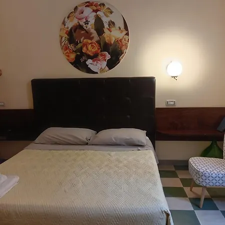 Piazza Verdi Liberty House Apartment *