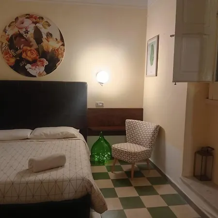 Apartment Piazza Verdi Liberty House